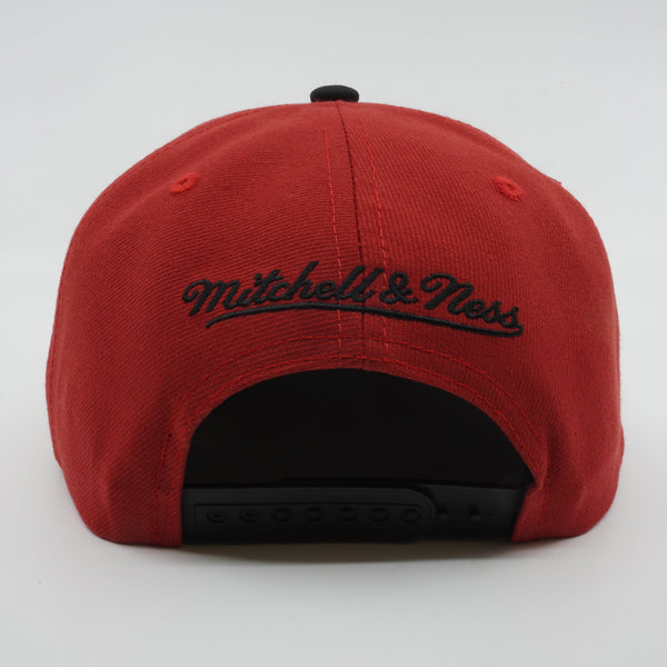MENS MITCHELL & NESS NBA SIDE CORE 2.0 SNAPBACK BULLS - RED-BLACK