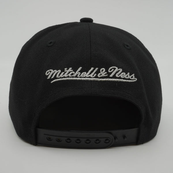 MENS MITCHELL & NESS NBA 75TH PLATINUM SNAPBACK RAPTORS - BLACK