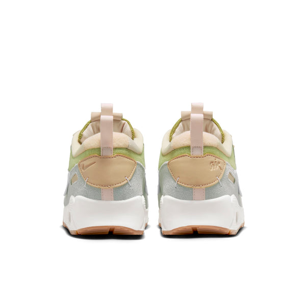 [DV7190-700] Womens Nike AIR MAX 90 FUTURA