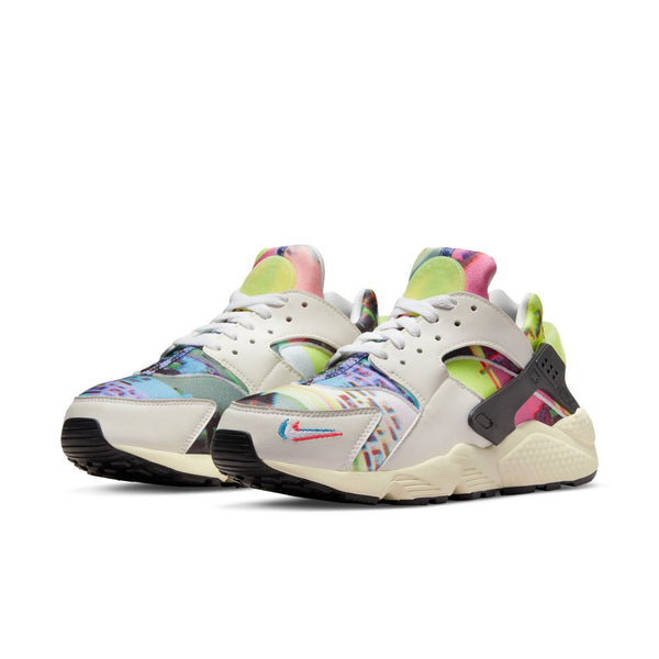 [DX3264-902] Womens Nike AIR HUARACHE 'PIXEL GAME'
