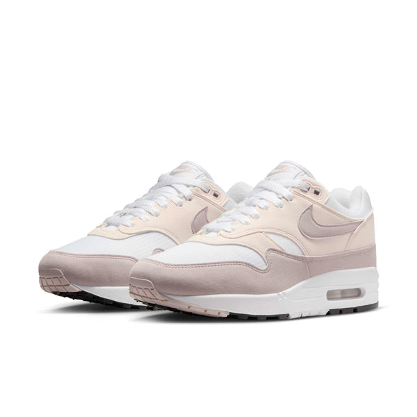 [DZ2628-106] Womens Nike Air Max 1