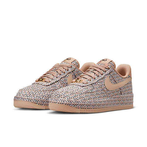 [DZ2789-200] Womens Nike AIR FORCE 1 LX X UNITED
