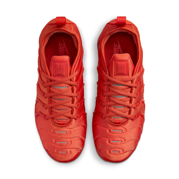 [DZ4440-800] Womens Nike AIR VAPORMAX PLUS 'TRIPLE ORANGE'