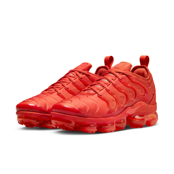 [DZ4440-800] Womens Nike AIR VAPORMAX PLUS 'TRIPLE ORANGE'