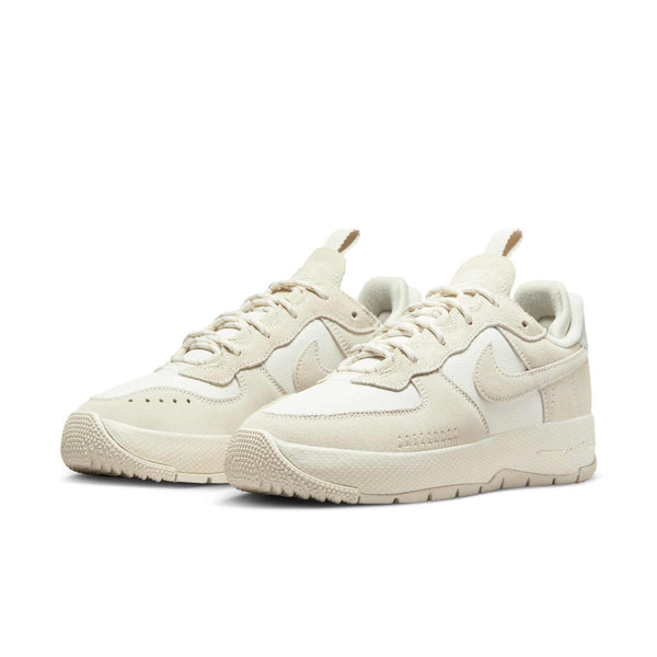 [FB2348-002] WOMENS NIKE AIR FORCE 1 WILD