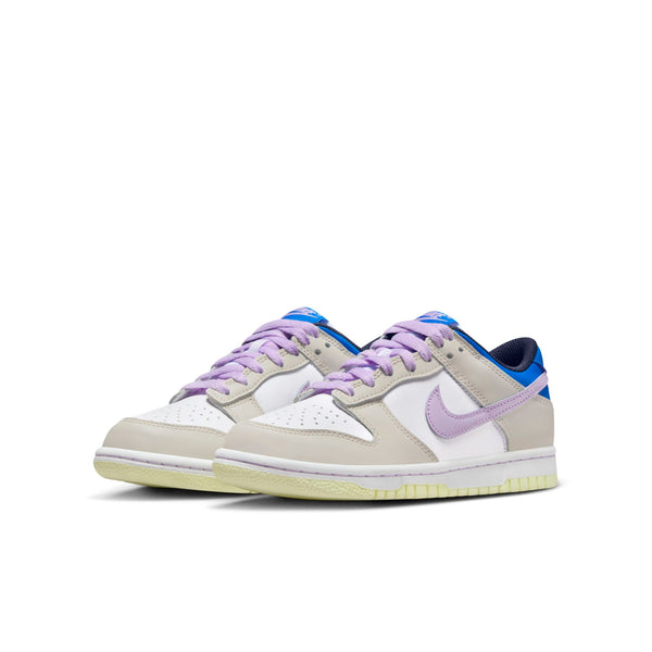 [FB9109-103] Grade School Nike DUNK LOW 'KHAKI BLUE PINK (GS)'