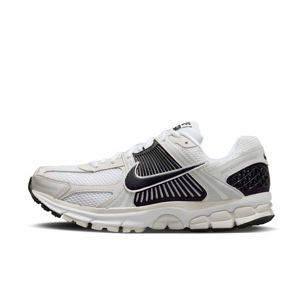 [FB9149-101] MENS NIKE ZOOM VOMERO 5