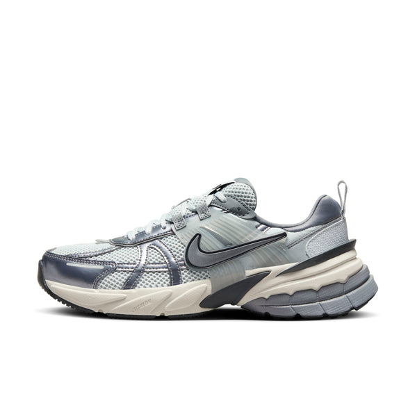 [FD0736-003] WOMENS NIKE V2K RUN