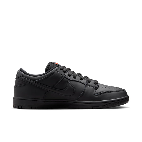 [FJ1674-001] Mens Nike SB Dunk Low Pro 'Triple Black'