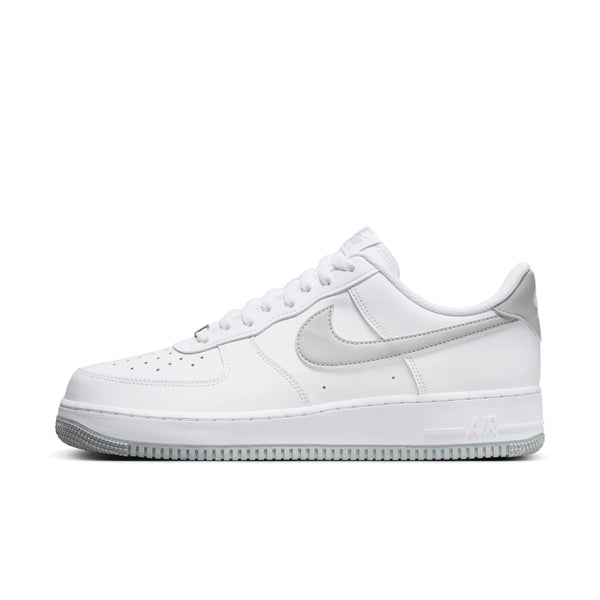 [FJ4146-100] Mens Nike AIR FORCE 1 '07