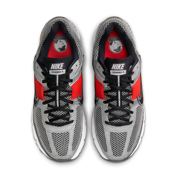 [FJ4151-005] MENS NIKE ZOOM VOMERO 5 'BRIGHT CRIMSON METALLIC SILVER'