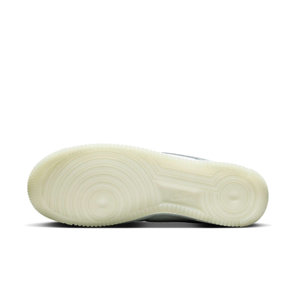 [FJ4170-003] Mens Nike Air Force 1 '07 LV8