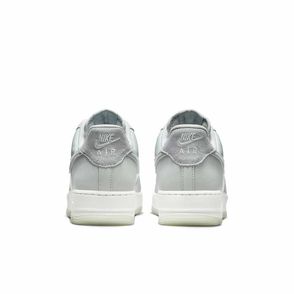 [FJ4170-003] Mens Nike Air Force 1 '07 LV8