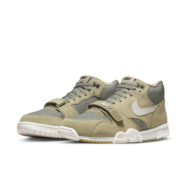 [FJ4182-200] Mens Nike AIR TRAINER 1