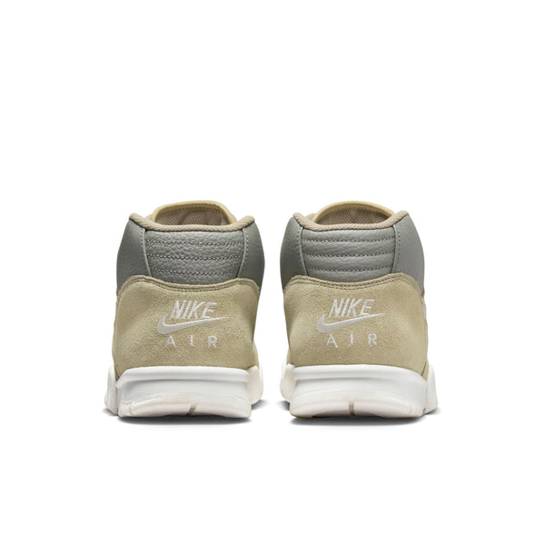 [FJ4182-200] Mens Nike AIR TRAINER 1