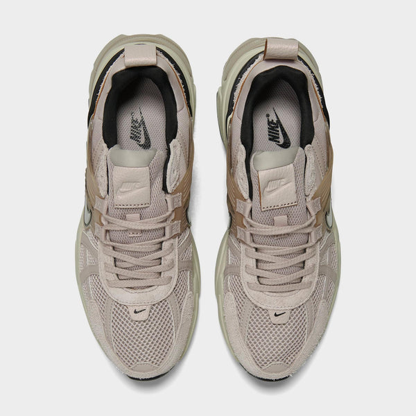 [FN6703-001] WOMENS NIKE V2K RUN 'PLATINUM VIOLET'