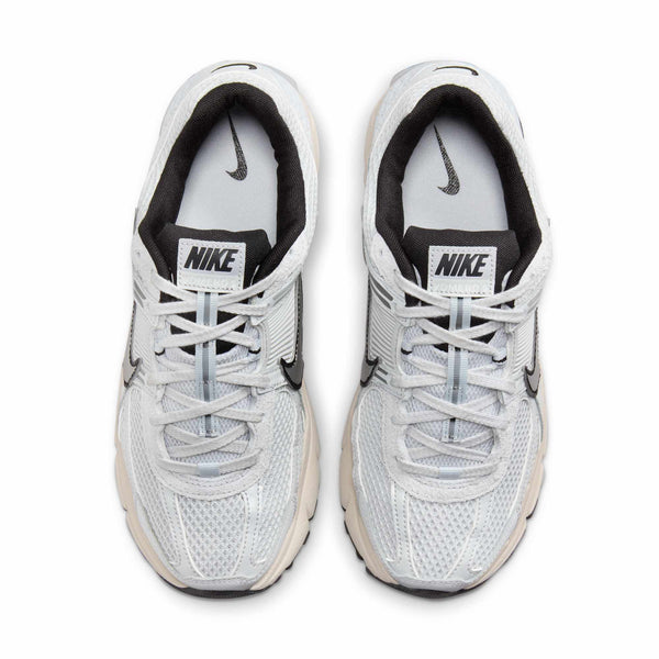 [FN6742-002] WOMENS NIKE ZOOM VOMERO 5