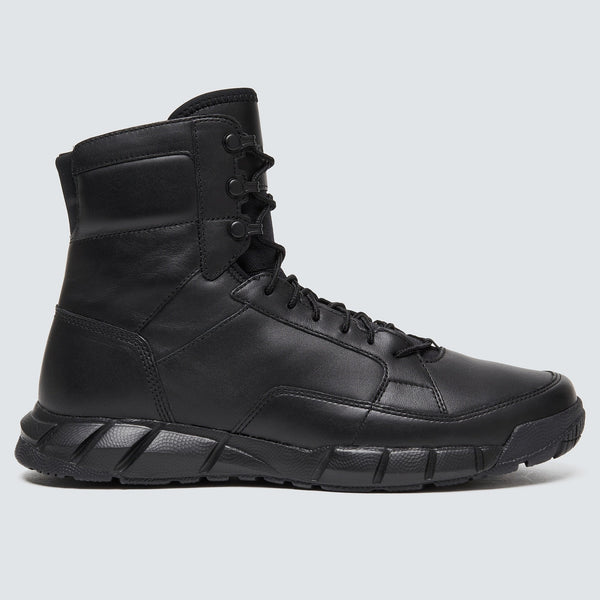 [FOF100347-02E] MENS OAKLEY LTHR COYOTE BOOT - BLACKOUT