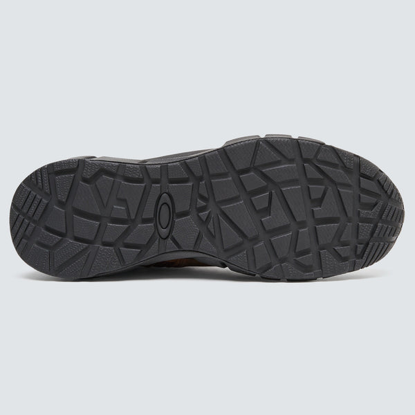 [FOF100348-880] MENS OAKLEY COYOTE MID ZIP BOOT - BROWN BLACK