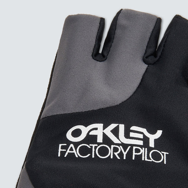 [FOS901239-02E] MENS OAKLEY FACTORY PILOT SHORT MTB GLOVE - BLACKOUT