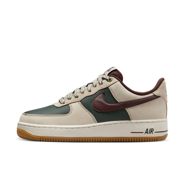 [FQ8823-236] Mens Nike AIR FORCE 1 '07