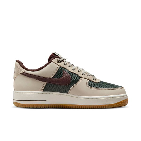 [FQ8823-236] Mens Nike AIR FORCE 1 '07