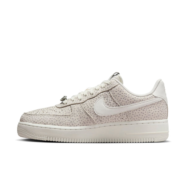 [FV6519-001] Womens Nike W AIR FORCE 1 '07 PRM
