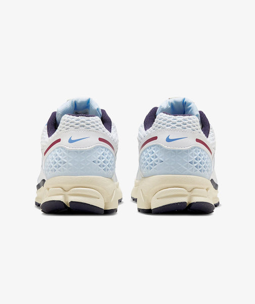 [FV8111-451] WOMENS NIKE ZOOM VOMERO 5 'BLUE TINT'