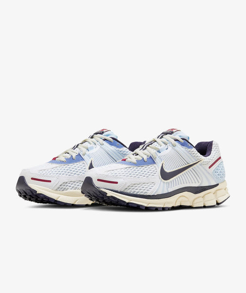 [FV8111-451] WOMENS NIKE ZOOM VOMERO 5 'BLUE TINT'