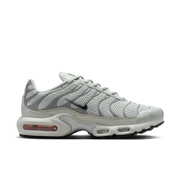 [FV8480-002] WOMENS NIKE AIR MAX PLUS