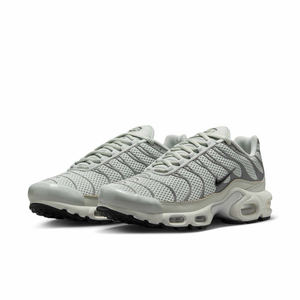 [FV8480-002] WOMENS NIKE AIR MAX PLUS