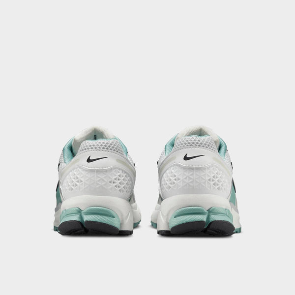 [HF1877-101] WOMENS NIKE ZOOM VOMERO 5 'CANNON'