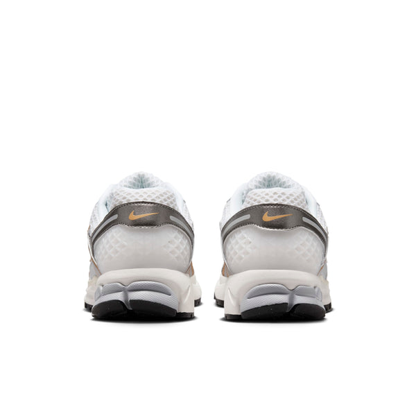 [HJ7247-099] Mens Nike ZOOM VOMERO 5