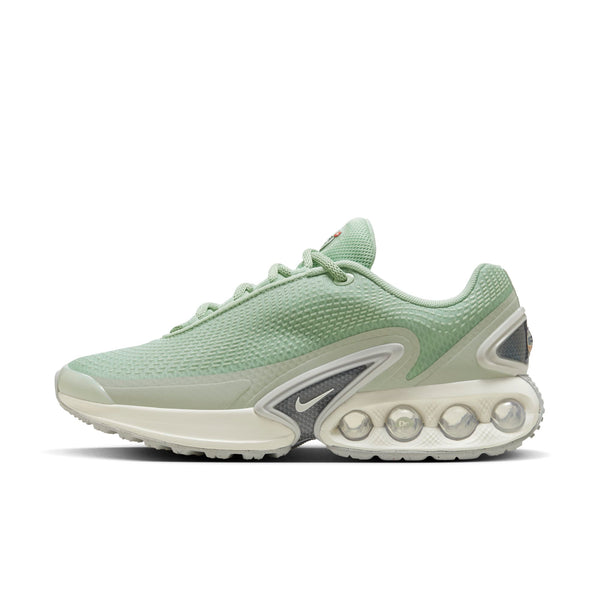 [HJ9636-001] WOMENS NIKE AIR MAX DN SE