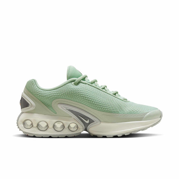 [HJ9636-001] WOMENS NIKE AIR MAX DN SE