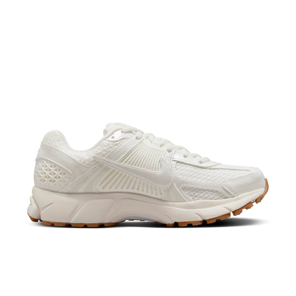 [HM5886-133] Womens Nike ZOOM VOMERO 5 'SAIL COCONUT MILK'