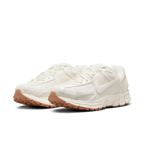 [HM5886-133] Womens Nike ZOOM VOMERO 5 'SAIL COCONUT MILK'