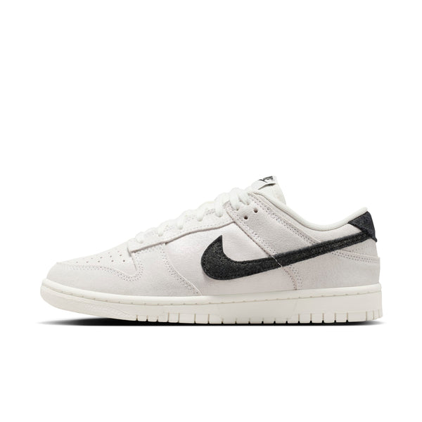 [HQ3502-100] WOMENS NIKE DUNK LOW SE