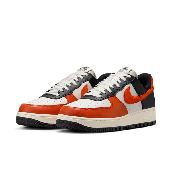 [HQ4987-010] MENS NIKE AIR FORCE 1 '07 LV8