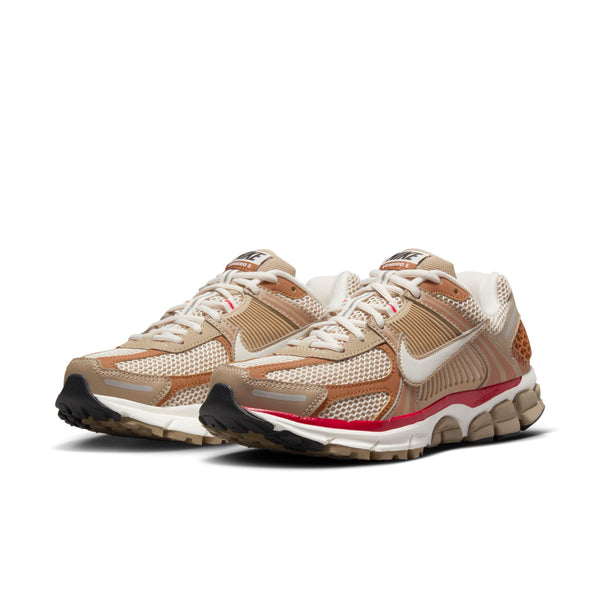 [HV0826-247] Womens Nike ZOOM VOMERO 5