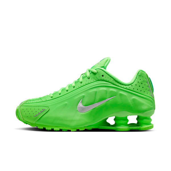 [HV0839-398] WOMENS NIKE SHOX R4 'GREEN STRIKE'