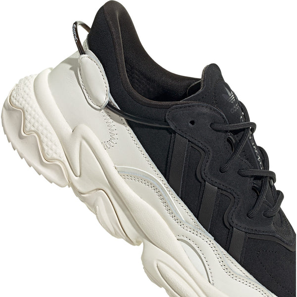 [ID9826] Mens Adidas OZWEEGO TR