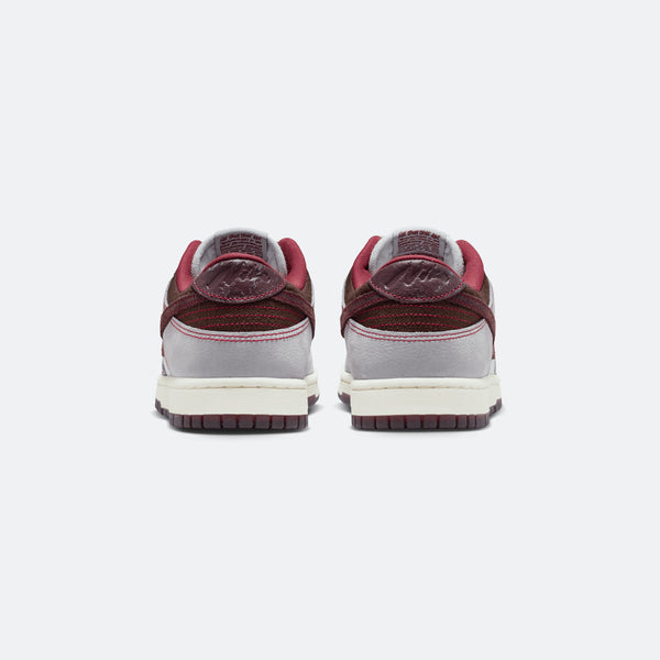 [IH1942-001] MENS NIKE DUNK LOW RETRO 'BURGUNDY CRUSH'