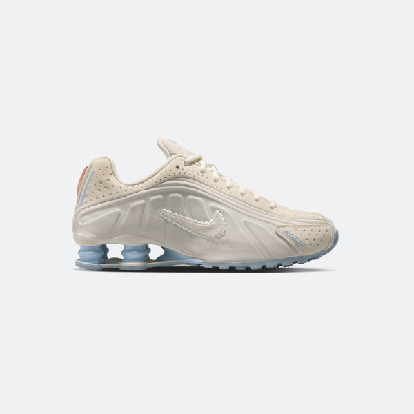 [IH3572-110] WOMENS NIKE SHOX R4 SE 'PALE IVORY CELESTINE BLUE'
