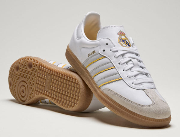 [JQ4038] MENS ADIDAS SAMBA LICENSED