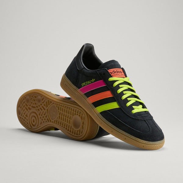 [HQ9440] MENS ADIDAS HANDBALL SPEZIAL 'FIFA WORLD CUP 2026 PERU'
