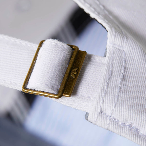 [BH7135] MENS ADIDAS ORIGINALS WHITE PRE-CURVE WASHED ADJUSTABLE