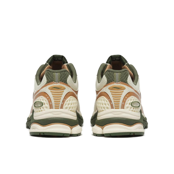[S70903-1] MENS SAUCONY PROGRID TRIUMPH 4 'SAUCONY & FRIENDS SEANELLA ABRAHAM'