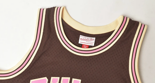 MENS MITCHELL & NESS BROWN SUGAR BACON SWINGMAN JERSEY BULLS 1997 DENNIS RODMAN