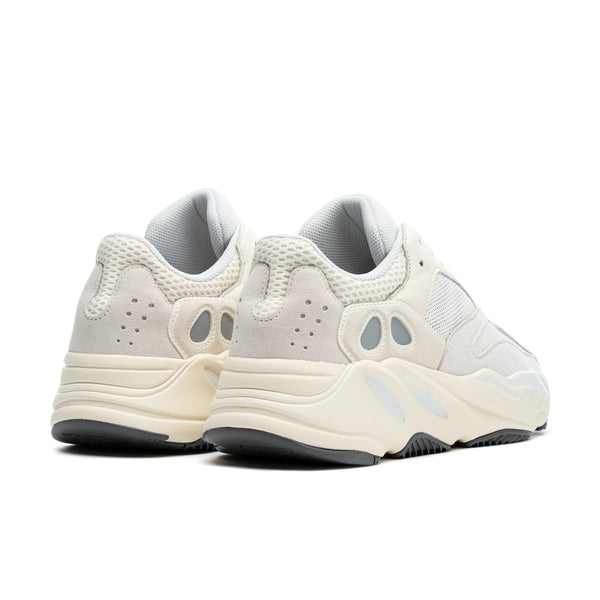 [EG7596] Mens Adidas YEEZY BOOST 700